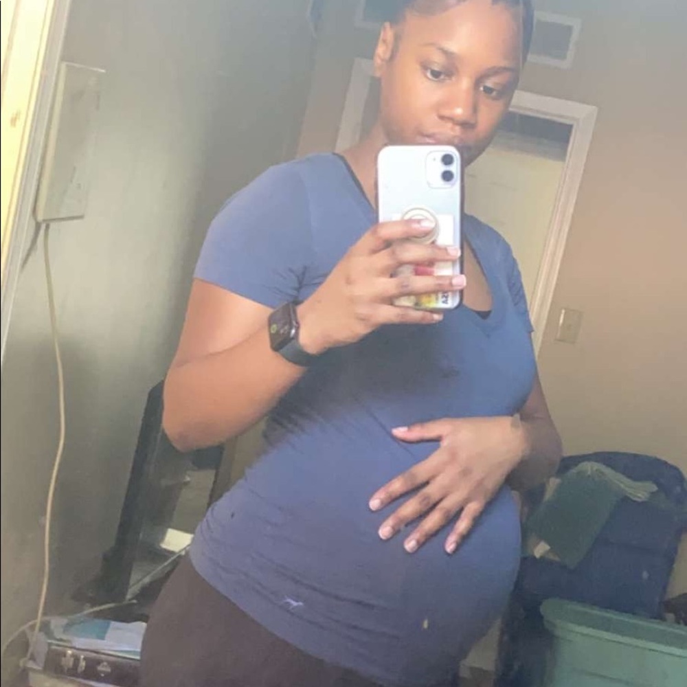 Meet your Posher, Ebonie